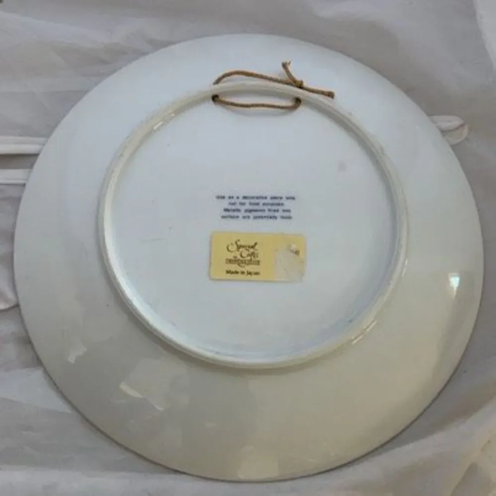 Special Gifts By Crowning Touch 8” Porcelain Cat Plate